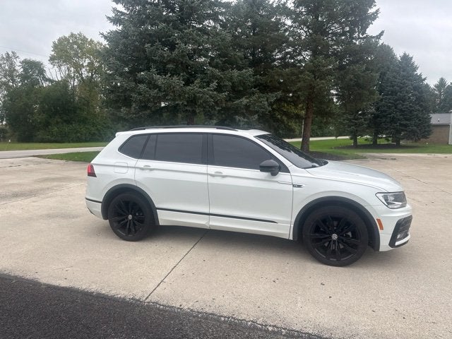 2021 Volkswagen Tiguan 2.0T SE R-Line Black