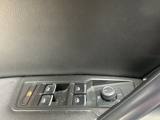 2021 Volkswagen Tiguan 2.0T SE R-Line Black