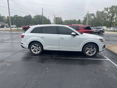2022 Audi Q7 Premium Plus 55 TFSI quattro Tiptronic