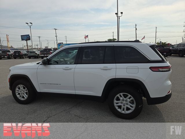 2023 Jeep Grand Cherokee Laredo