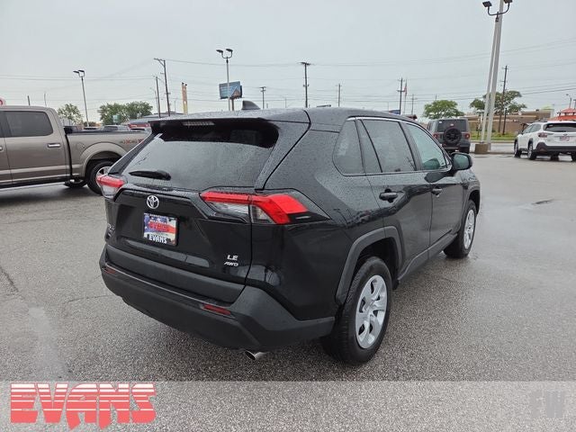 2025 Toyota RAV4 LE