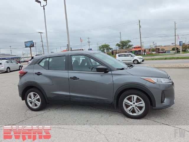 2021 Nissan Kicks S