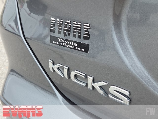 2021 Nissan Kicks S