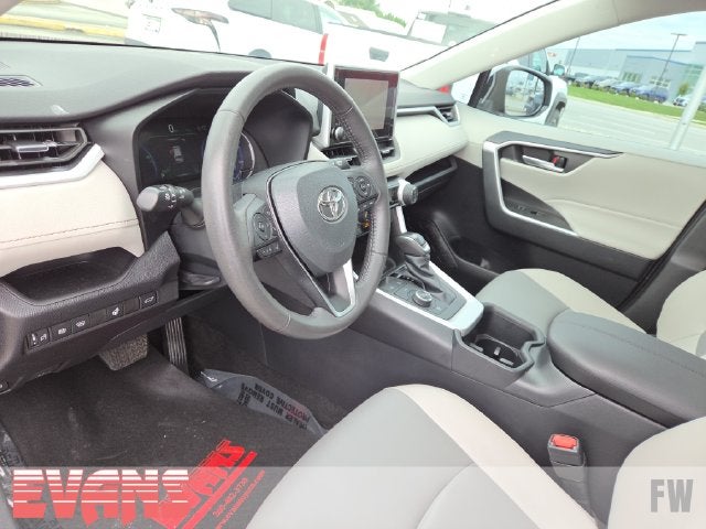 2023 Toyota RAV4 Hybrid XLE Premium