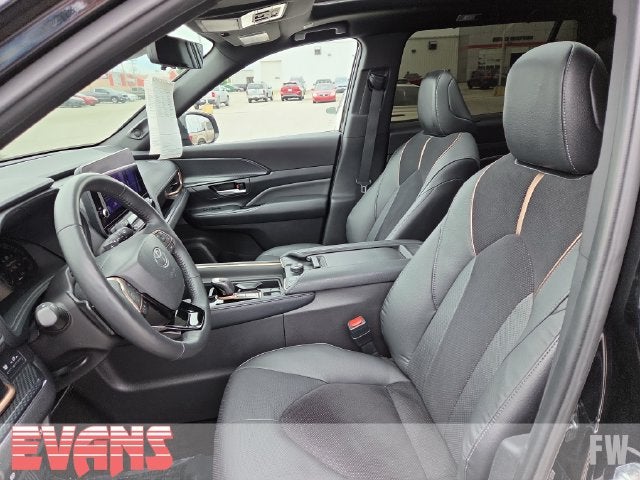 2025 Toyota Grand Highlander Hybrid MAX Platinum