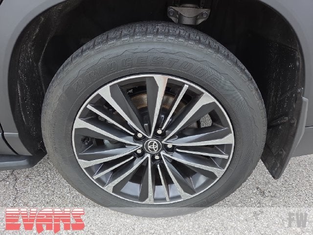2025 Toyota Grand Highlander Hybrid MAX Platinum