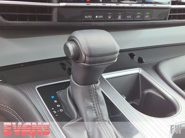 2025 Toyota Sienna LE 8 Passenger