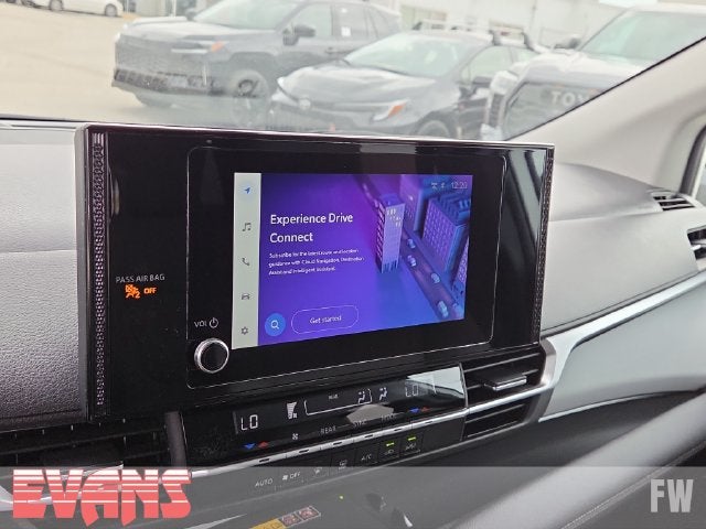 2025 Toyota Sienna LE 8 Passenger
