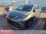 2026 Toyota Sienna XLE 8 Passenger