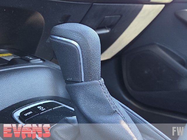 2022 Toyota Corolla Hatchback SE