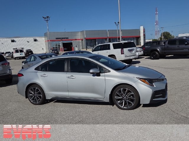 2022 Toyota Corolla Hatchback SE