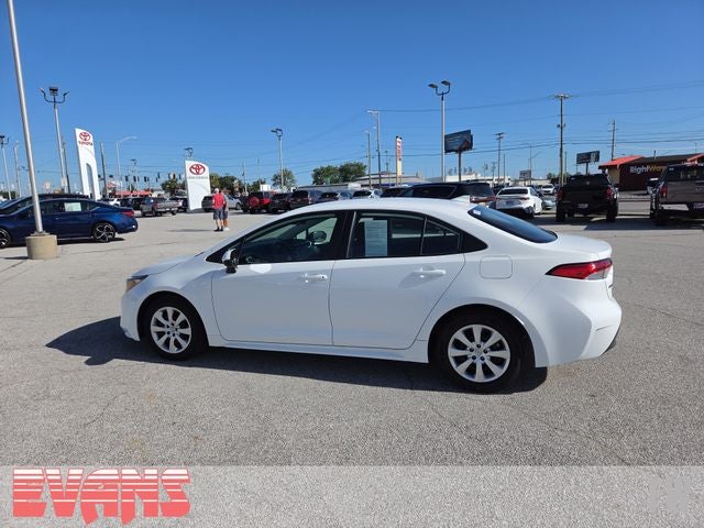 2025 Toyota Corolla LE