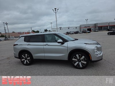 2025 Mitsubishi Outlander SE