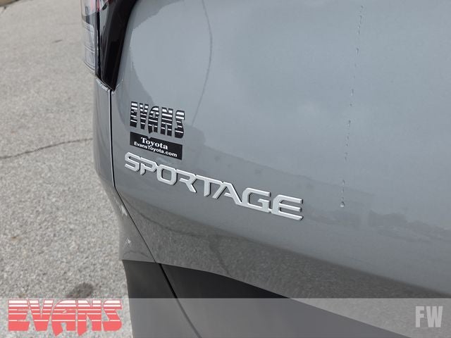 2024 Kia Sportage LX