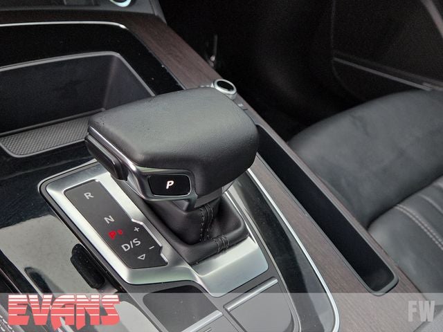 2023 Audi Q5 45 S line Premium quattro