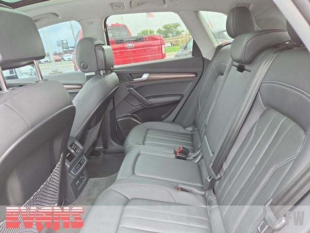 2023 Audi Q5 45 S line Premium quattro